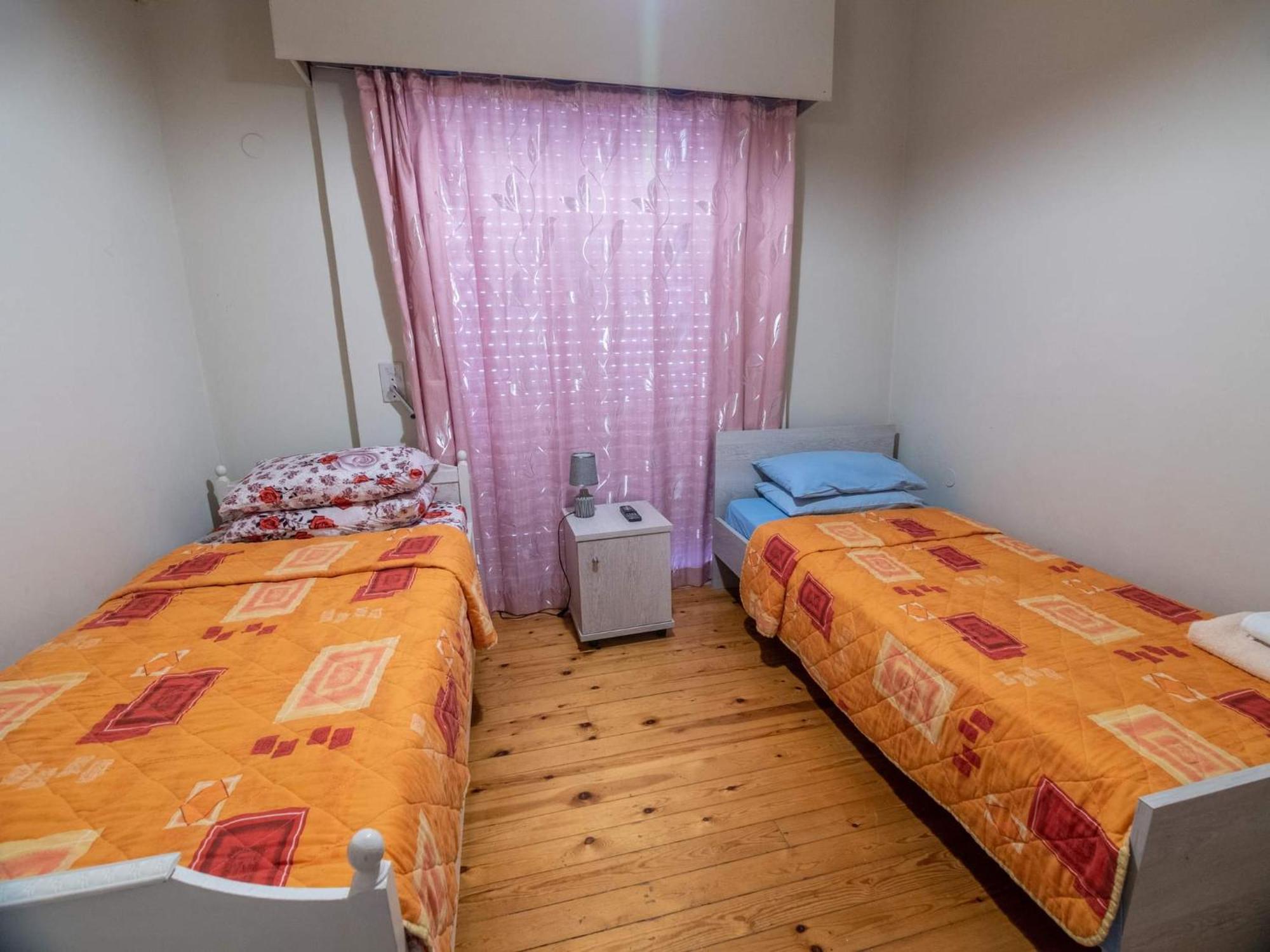 Mitropoli'S Home Leonídion Eksteriør billede